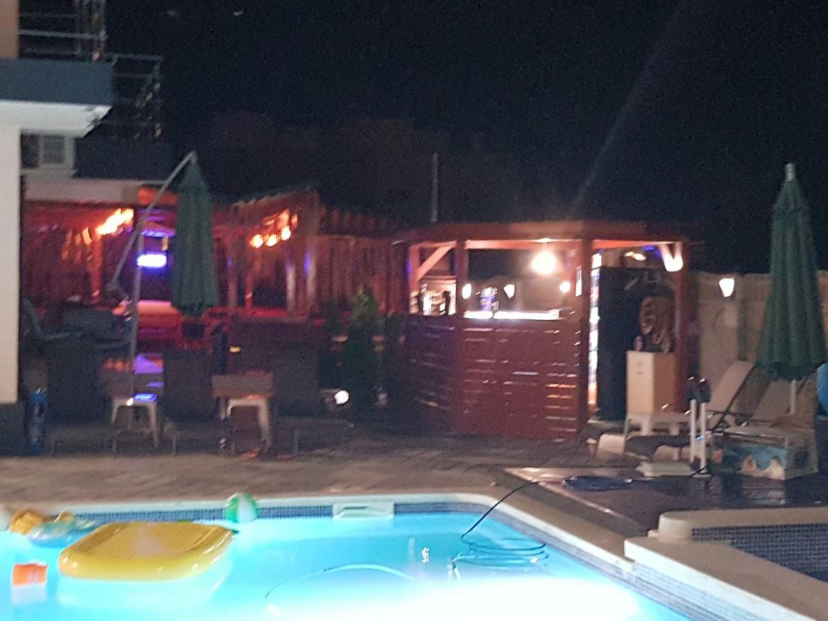 Hotel Cool Breeze - Mamaia Nord Năvodari Exterior foto