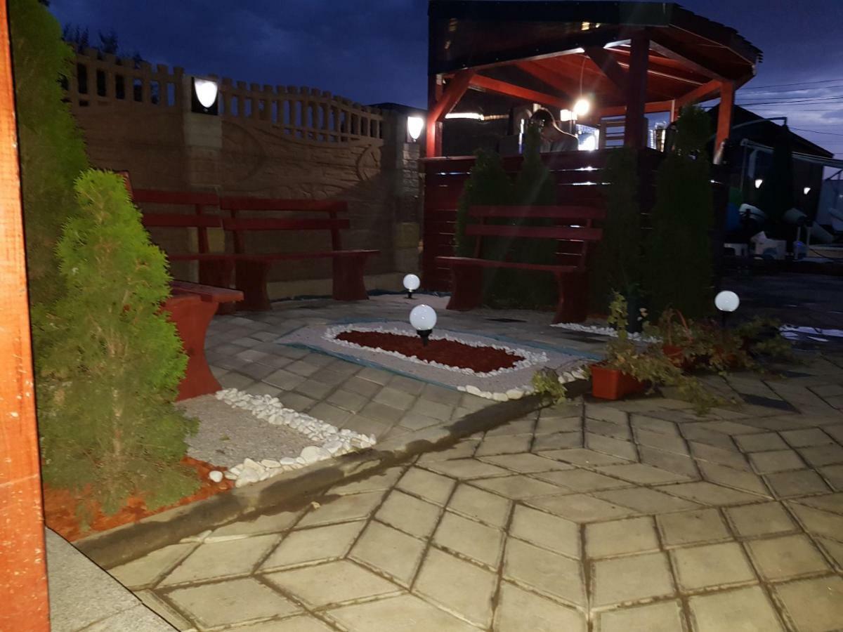 Hotel Cool Breeze - Mamaia Nord Năvodari Exterior foto